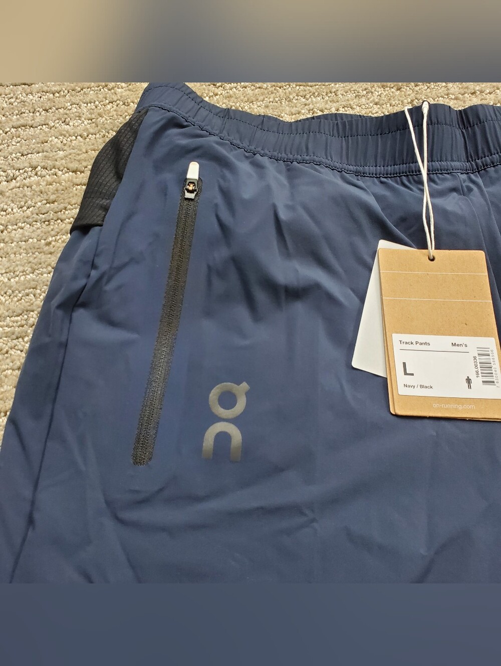 On Men's Weather Pant‎ - Picture 2 of 8